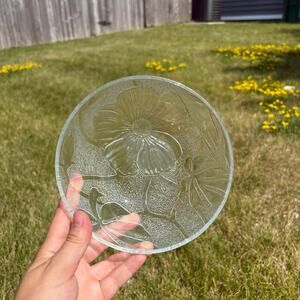 Glass pressed flower etched bowls